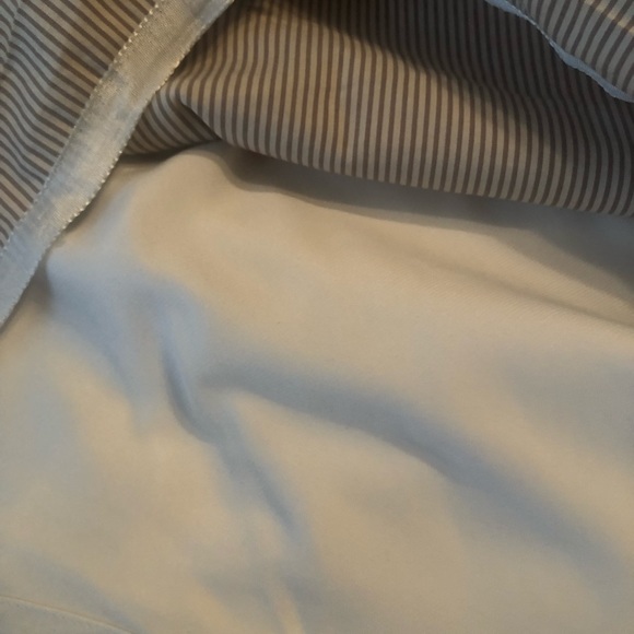 BCBGMaxAzria Dress in beautiful condition - Picture 6 of 9